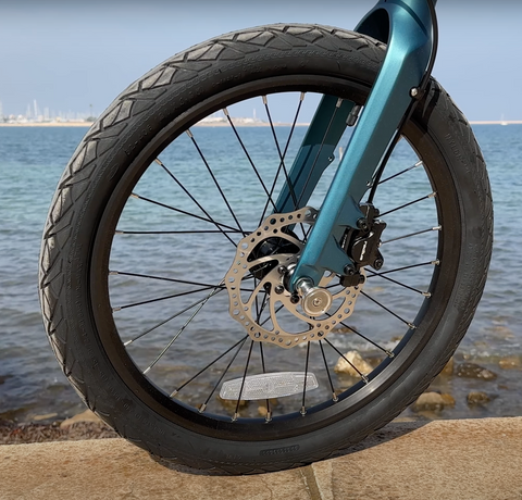 Grippy wheels and strong brakes